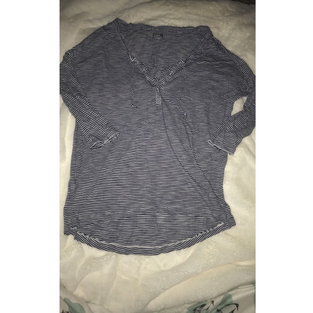 American Eagle striped shirt